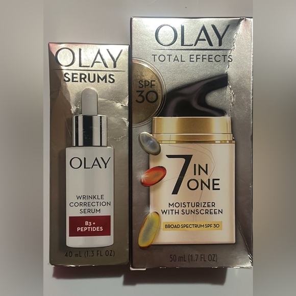 Olay Total Effects 7-in-1 Anti-Aging Moisturizer - 5 Product Bundle - Picture 3 of 9